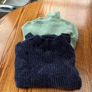 2 pack Time and Tru 100% polyester over size sweaters sz M